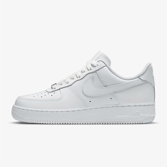 🚨AF1🚨classic White Nikes women’s size 8Nike Air Force 1 - Picture 5 of 7